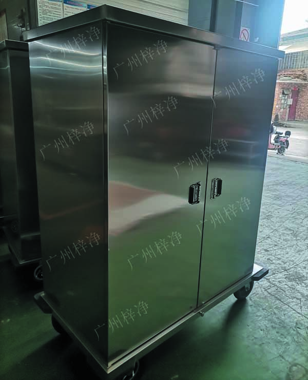 次性物品電動(dòng)轉(zhuǎn)運(yùn)車采用304拉絲不銹鋼板面板厚度:≥1.2mm,表面作拉絲亞光處理。 次性物品電動(dòng)轉(zhuǎn)運(yùn)車采用304拉絲不銹鋼板面板厚度:≥1.2mm,表面作拉絲亞光處理。